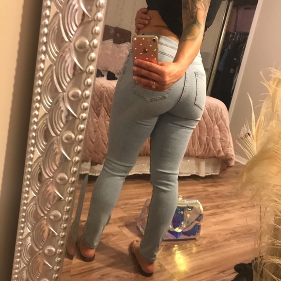 Calvin Klein high rise distressed jeans - Picture 1 of 3